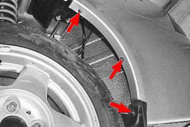 снятие заднего бампера Приоры снятие заднего бампера Приоры